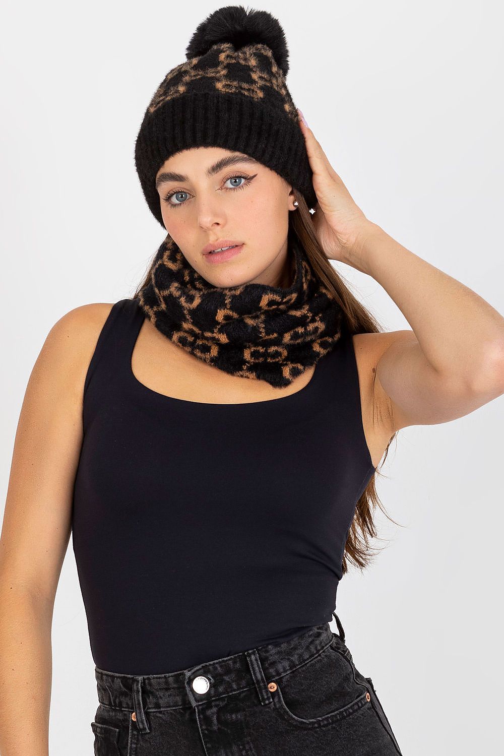  Cap model 185911 AT 